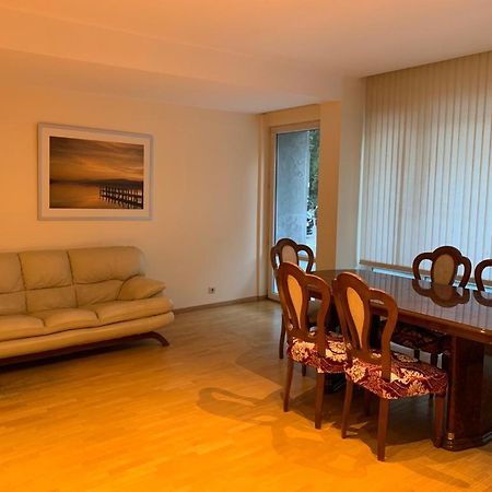 Lovely Two Bedroom Apartment With Free Parking Antwerpen Eksteriør billede