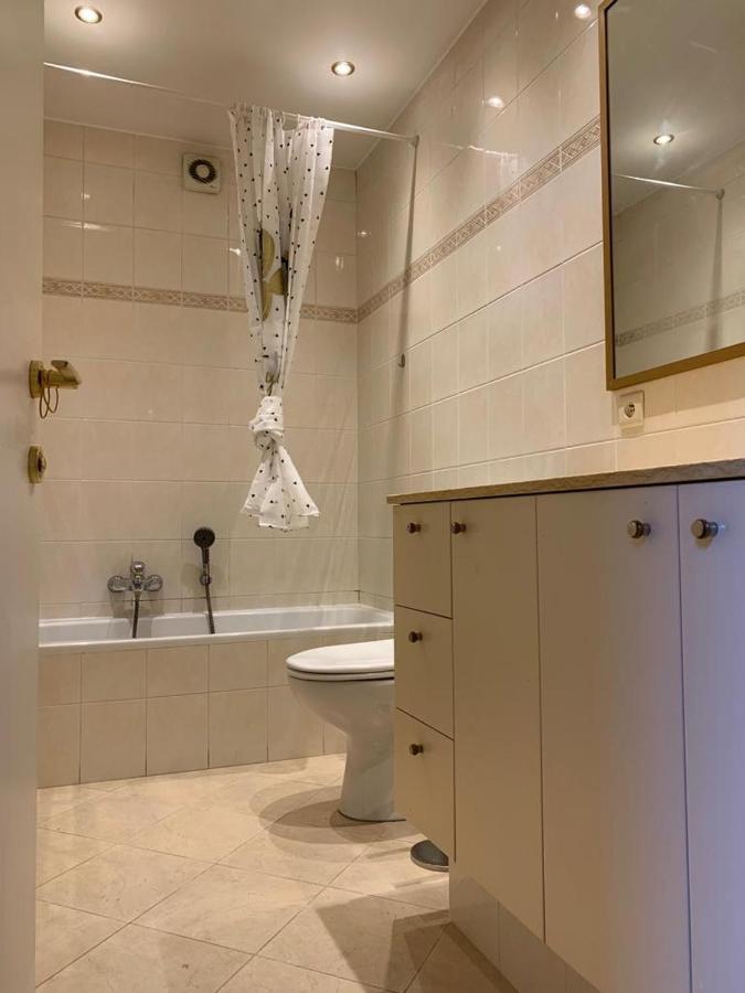 Lovely Two Bedroom Apartment With Free Parking Antwerpen Eksteriør billede